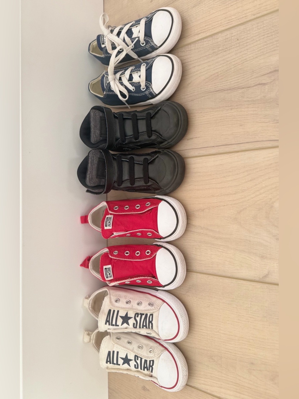 Converse Toddler boy Shoe Lot Red Black Blue White 4 Pairs Size 8 9 10 4th July